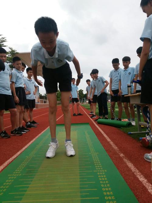 2005新澳门天天开好彩和学生攀比体考神器与体考必备神器