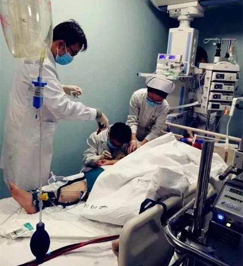 澳门49图库和吃剩菜后被送医抢救与吃剩菜住进icu